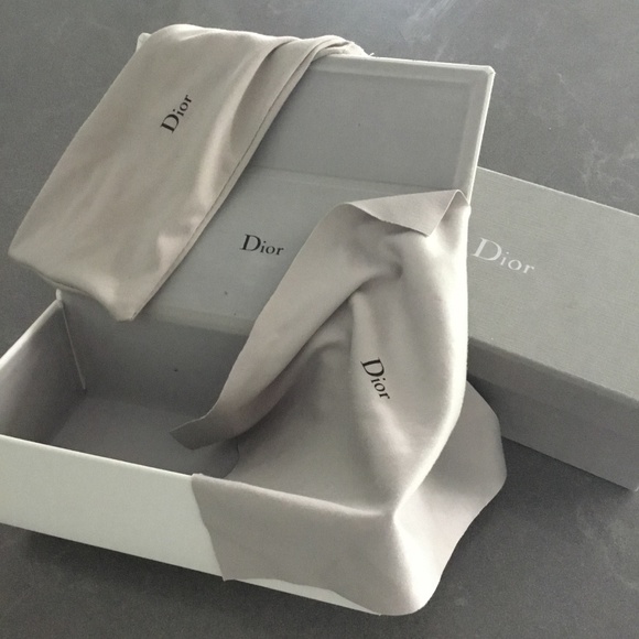 Authentic Dior Sunglasses - Picture 4 of 5